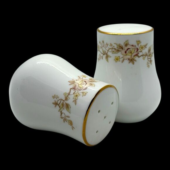 Vintage 1970's Noritake Japan Salt and Pepper Shakers Set - Picture 2 of 6